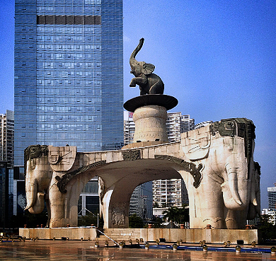 南宁市-青秀区-金湖广场