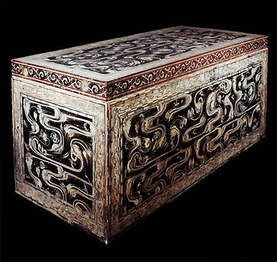 西汉·黑地彩绘棺·湖南省长沙市马王堆一号汉墓出土