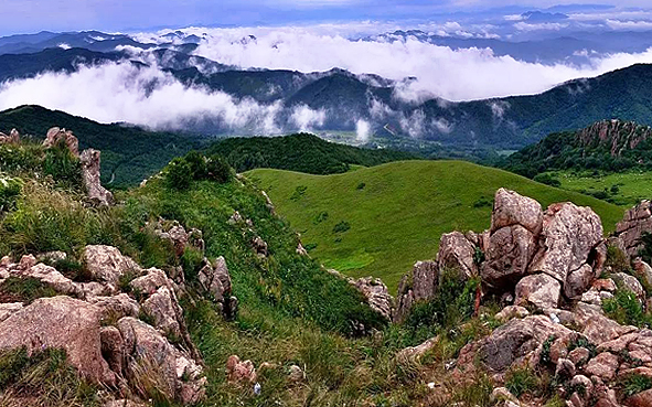 承德市-平泉市-马盂山（光秃山1738米）风景区