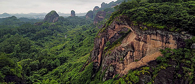 鹰潭市-贵溪市-龙虎山·象鼻山（蜡烛峰）风景区