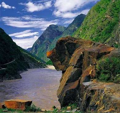 甘孜州-新龙县-沙堆乡-·雅砻江大峡谷风景区 