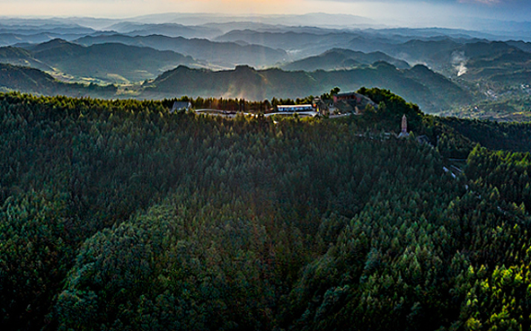 天水市-秦州区-秦岭·齐寿山（黄河·长江分水岭·1951米）风景区