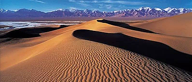 巴音郭楞州-若羌县-库木库里沙漠（高原沙漠）风景区