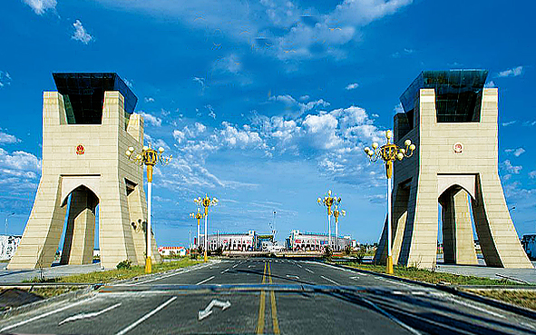 伊犁州-霍尔果斯市-霍尔果斯国门（中哈国际边境合作中心）风景旅游区|4A