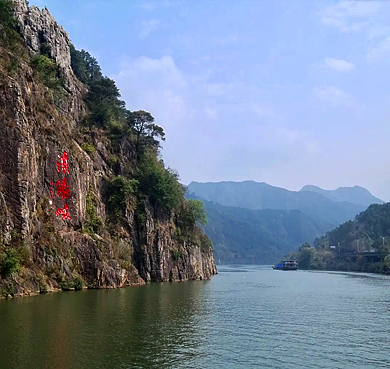 清远市-英德市-连江口镇-北江·浈阳峡风景旅游区