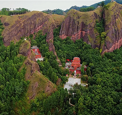 凉山州-盐源县-公母山（报恩寺）风景旅游区