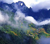 怒江州-福贡县-石月亮乡-高黎贡山·石月亮风景区